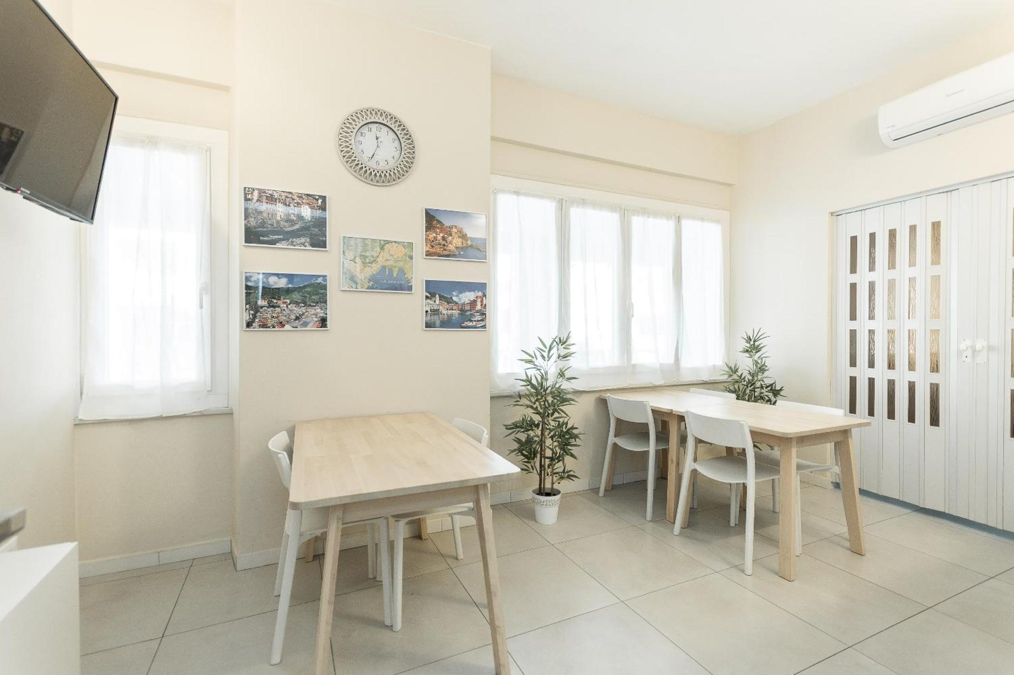 Vittorioveneto126 Bed & Breakfast ลาสเปเซีย ภายนอก รูปภาพ
