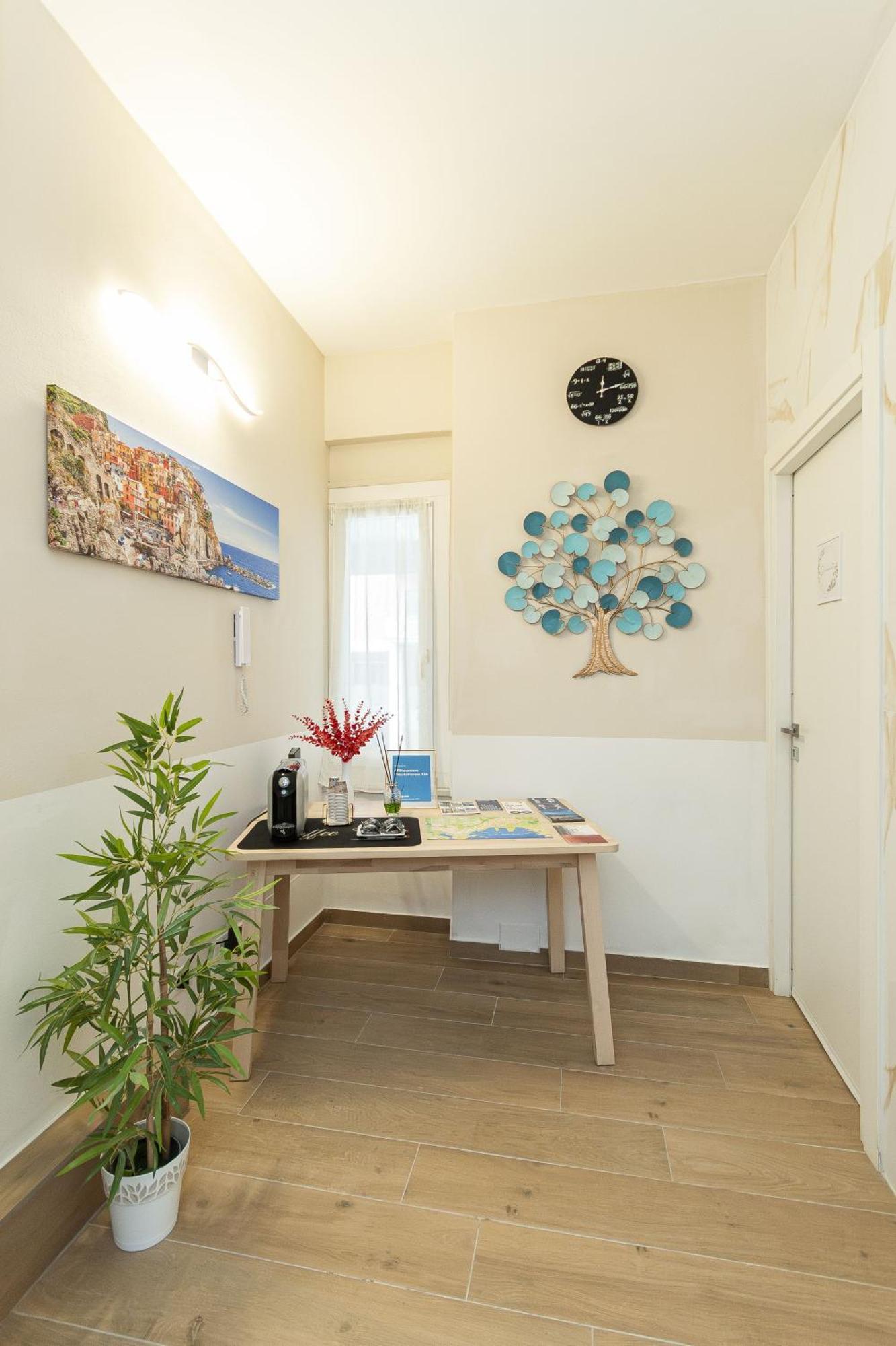 Vittorioveneto126 Bed & Breakfast ลาสเปเซีย ภายนอก รูปภาพ