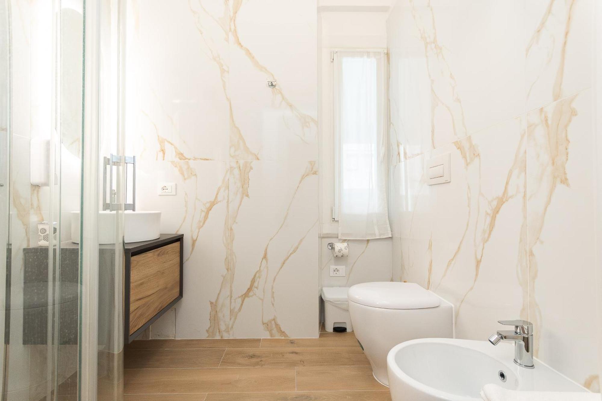 Vittorioveneto126 Bed & Breakfast ลาสเปเซีย ภายนอก รูปภาพ